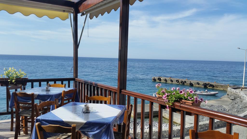 Tarra Hotell Agia Roumeli Eksteriør bilde